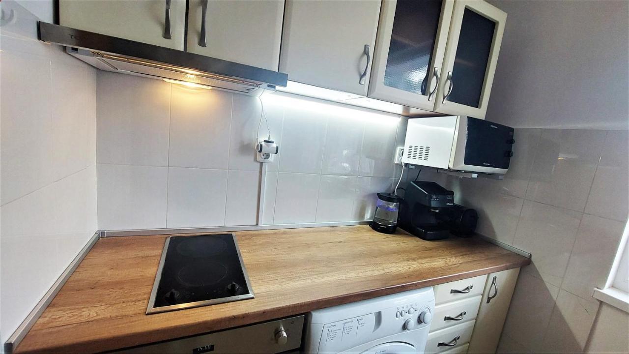 3 Rooms Apartment, Top Center, 1St Floor, Aubg, Free Parking, Pc I5 Ssd, 3 Led Tvs 200 Channels, Wifi, Terrace, Easy-Late Check-In, Stay Before Greece Blagoevgrad Esterno foto