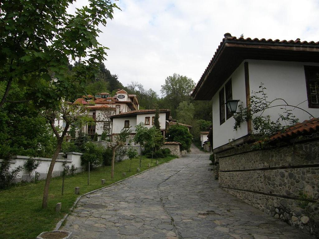 3 Rooms Apartment, Top Center, 1St Floor, Aubg, Free Parking, Pc I5 Ssd, 3 Led Tvs 200 Channels, Wifi, Terrace, Easy-Late Check-In, Stay Before Greece Blagoevgrad Esterno foto