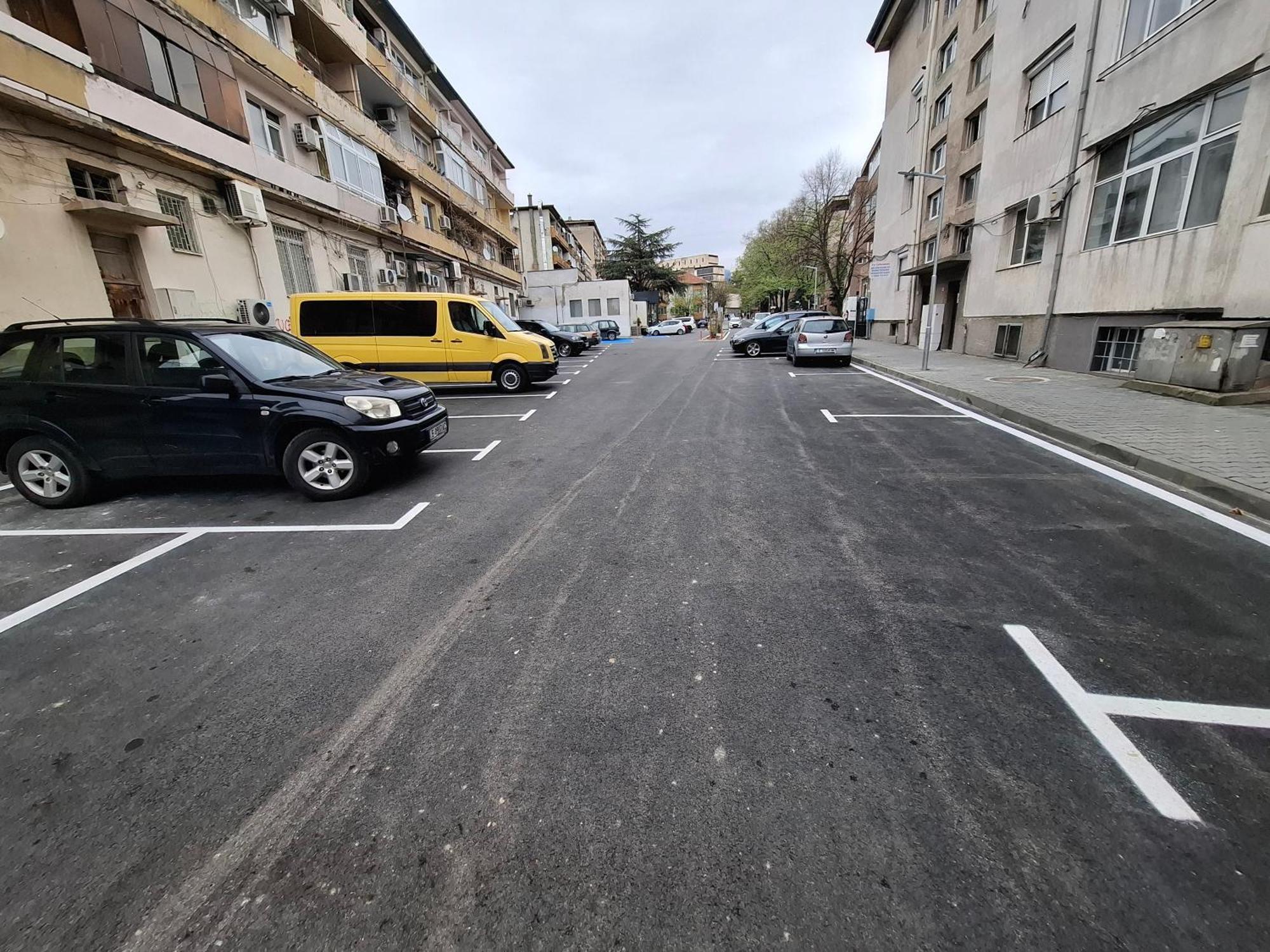 3 Rooms Apartment, Top Center, 1St Floor, Aubg, Free Parking, Pc I5 Ssd, 3 Led Tvs 200 Channels, Wifi, Terrace, Easy-Late Check-In, Stay Before Greece Blagoevgrad Esterno foto